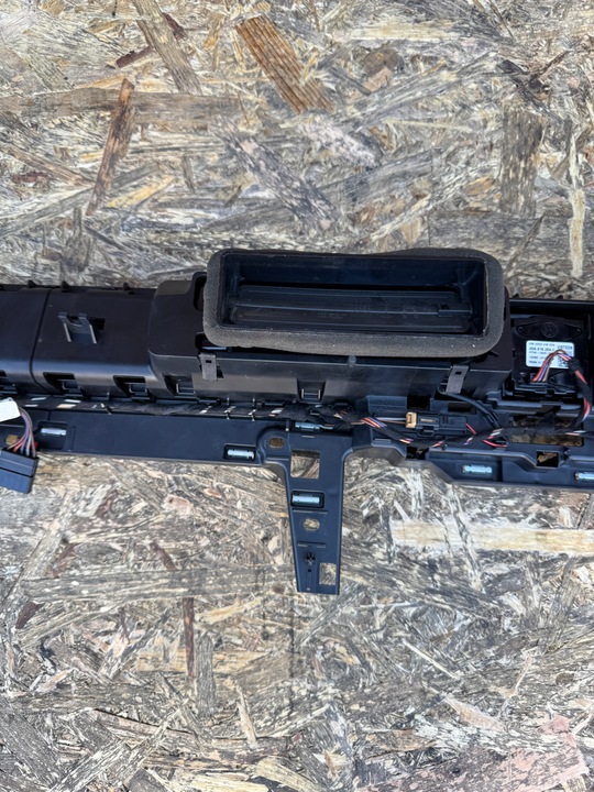 фото №12, Vw passat b8 решётки воздуховод часы комплект eu 3g1858416f