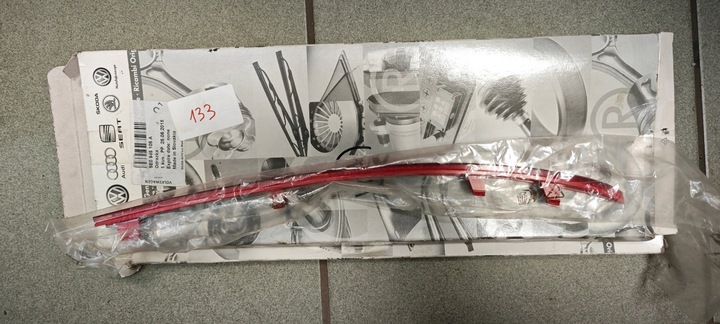 фото №6, Відбивач відбивач світла лівий зад задній skoda octavia iii 5e0945105a org