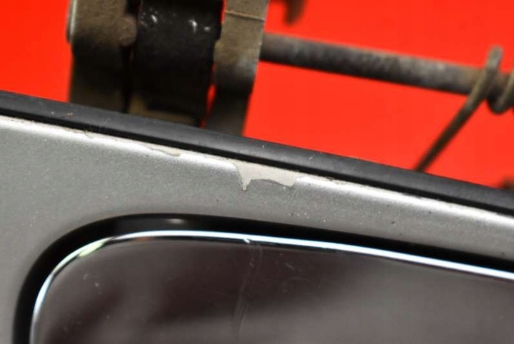 фото №10, Ручка правая зад задняя серебряная nissan maxima a33 00-05