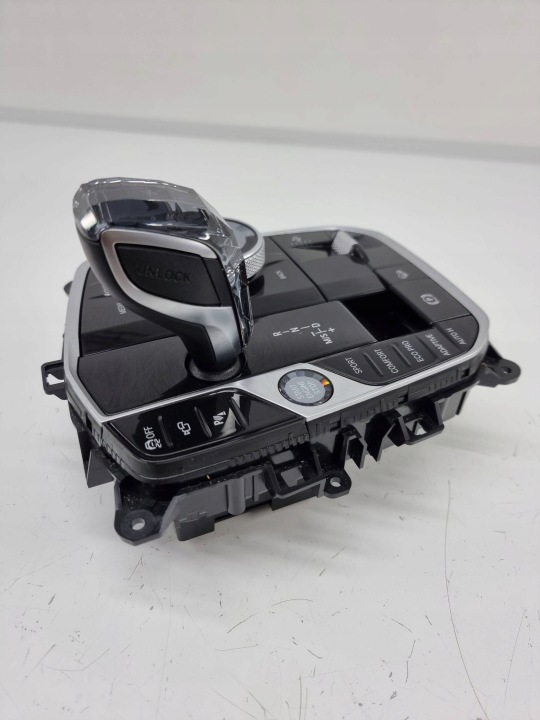 фото №8, Bmw x7 g07 2021 домкрат изменения коробка передач / верхний