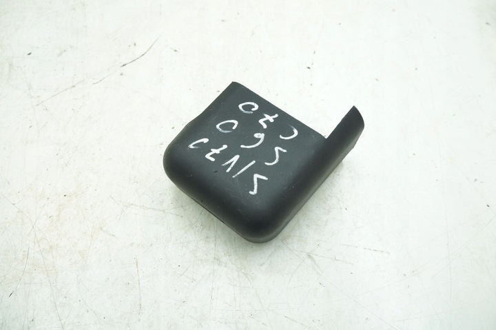 фото №1, Volvo v70 s70 c70 s60 заглушка фаркоп буксирувальний 9451231