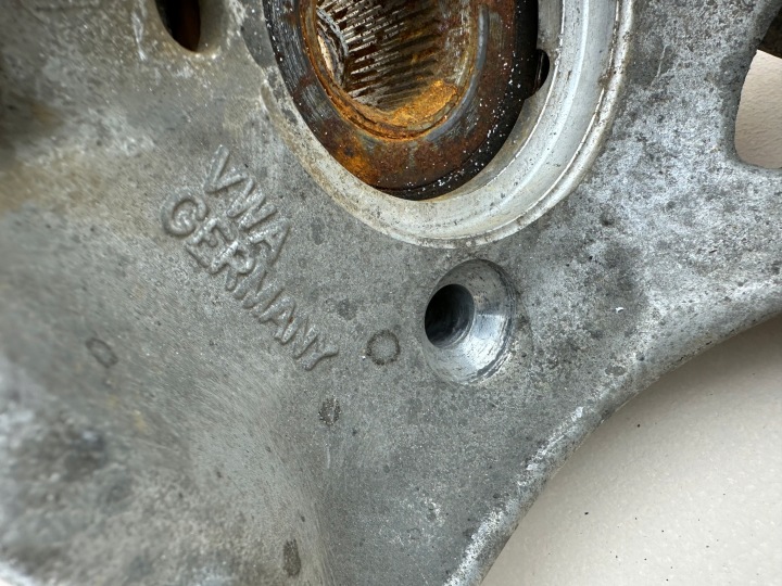 фото №10, Vw passat b6 cc 05-10r поворотный кулак правое перед передний 3c0407258g