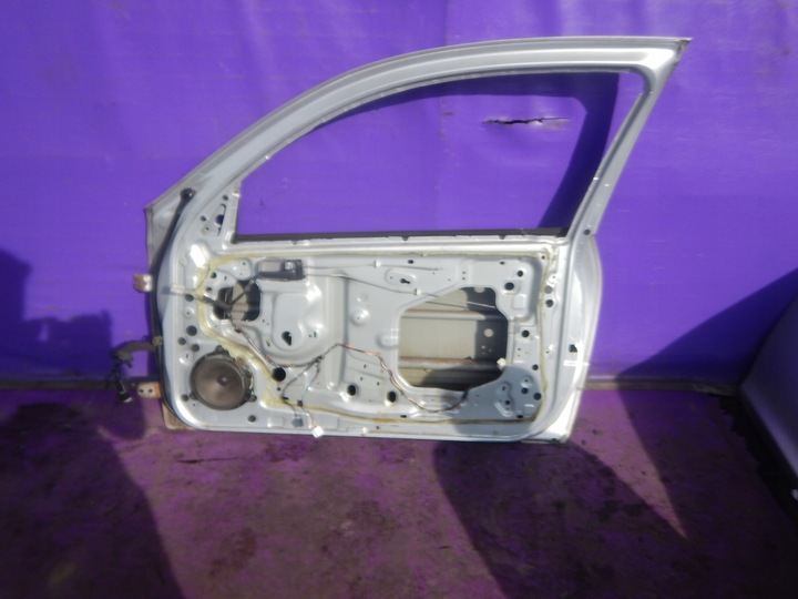 фото №5, Nissan almera n16 hb 3d 00-06 двері праві kl0k