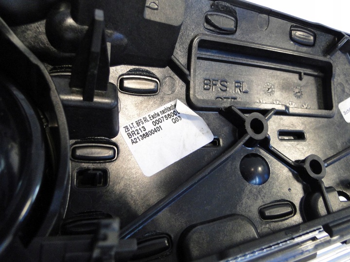 фото №8, Mercedes e класс 213 w213 консоль обтекатель планка dekor решётки воздуховод uk