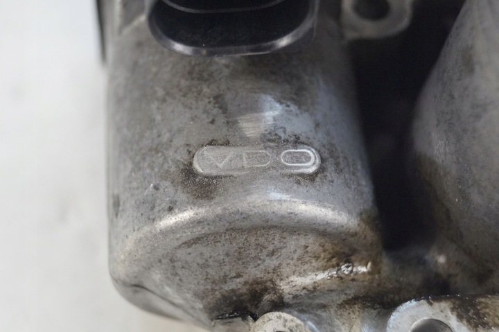 фото №12, Golf iv дроссельная заслонка газа 1,4 16v 036133062 axp