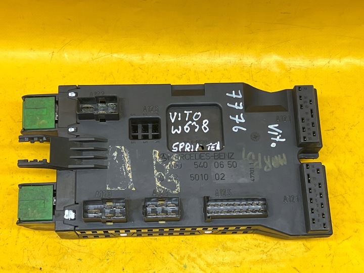 фото №10, Коробка запобіжників mercedes vito w638 sprinter 0005400650 .