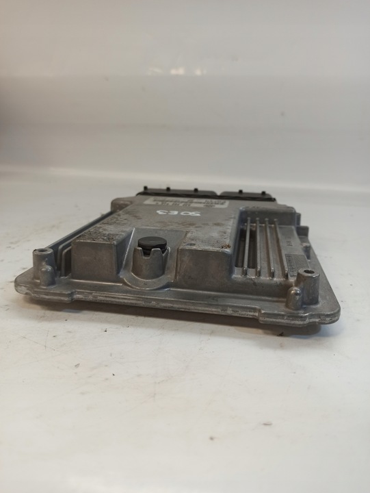 фото №6, Volkswagen t5 tdi блок керування двигуна 038906016a