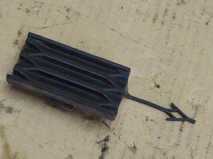 фото №1, Заглушка фаркоп зад audi q7 s line рестайлинг 4m0807442d