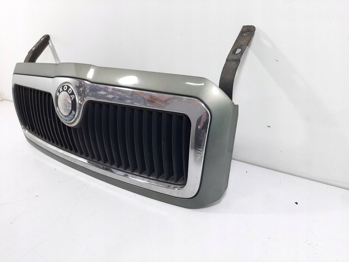 фото №9, Skoda octavia i рестайлінг універсал 1.9tdi 04r решітка решітка радіатора код 9595