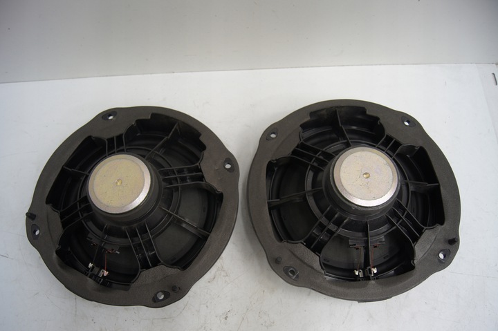 фото №6, Динамик левый + правые задний + переднее + сабвуфер audi a38v a3 8v sedan рестайлинг