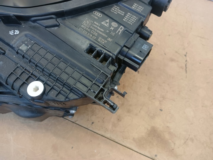 фото №16, Лампы audi a6 c8 matrix полный led
