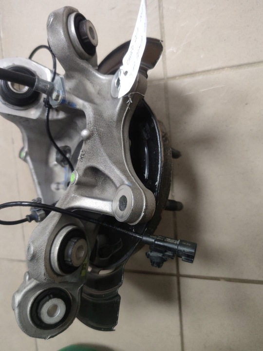 фото №10, Chevrolet camaro zl1 задня права поворотна опора 2018+