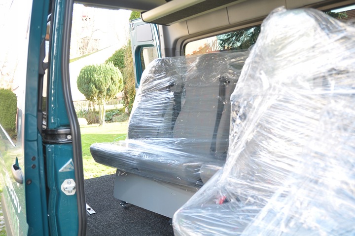 фото №9, Сиденье диван vw crafter идеальные .