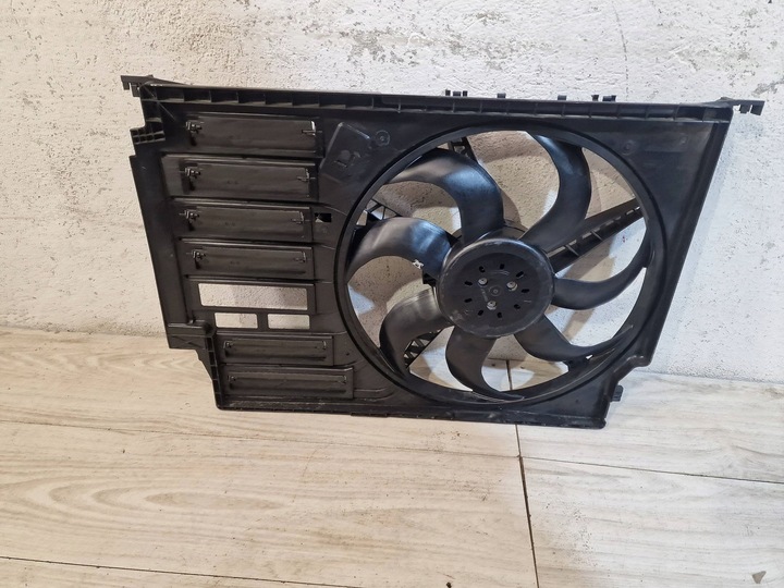 фото №6, Bmw x1 x2 f48 f39 8518723 7636070 8645570 корпус вентилятор радиатор