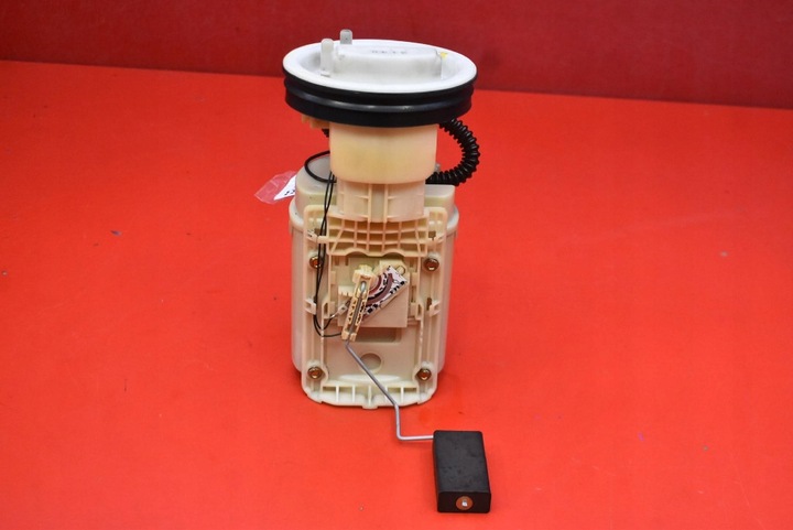 фото №7, Помпа насос топлива 1j0919051h vw new beetle 2.0 8v 115 km 98-05