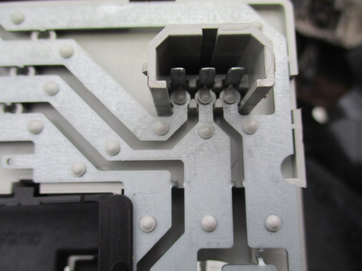 фото №3, Seat altea 2010r -лампа внутренняя ,освещение кабины 5p0947105c