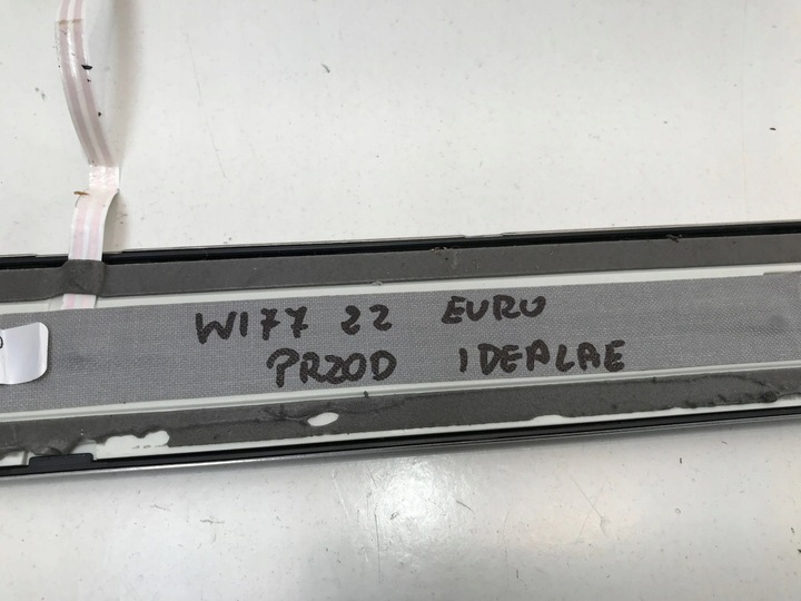 фото №2, Mercedes a класс w177 v177 2022 планка накладка порога led перед a1776809905