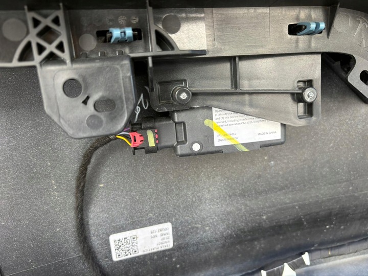 фото №13, Tesla plaid s 3 бампер перед комплектный 6xpdc ppsw 2021r.