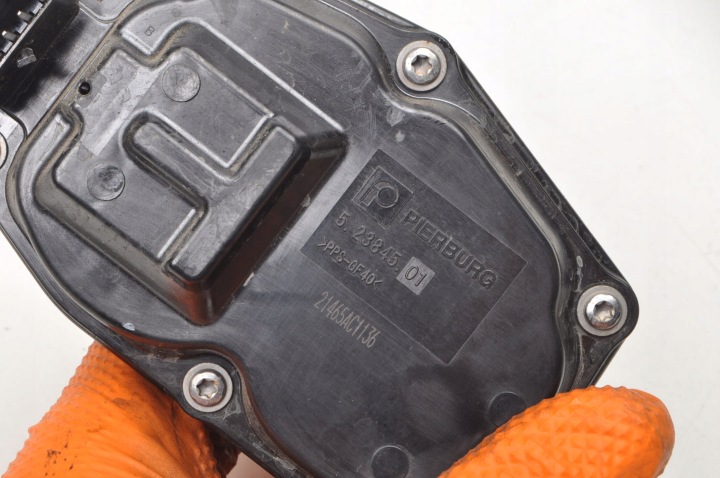 фото №6, Bmw f40 f44 f45 f46 f48 g30 g31 1.5 d дроссельная заслонка 8576810