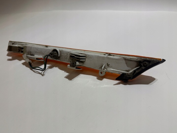 фото №6, Mitsubishi colt -1989 праве поворотник крила передньої 0460443