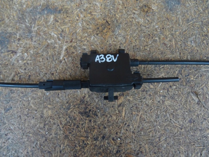 фото №15, Audi a3 8v 12-20 замок капота трос трос комплект 8v0823509 8v0823531a