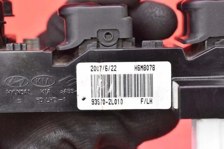 фото №7, Панель керування скло eu 93570-2l010 hyundai i30 1 i fd 5d hb 07-10