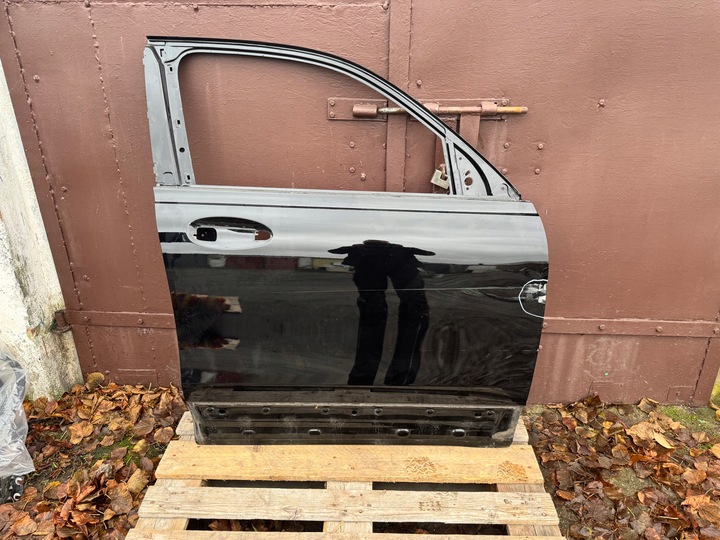 фото №1, Mercedes glb x247 двері праві