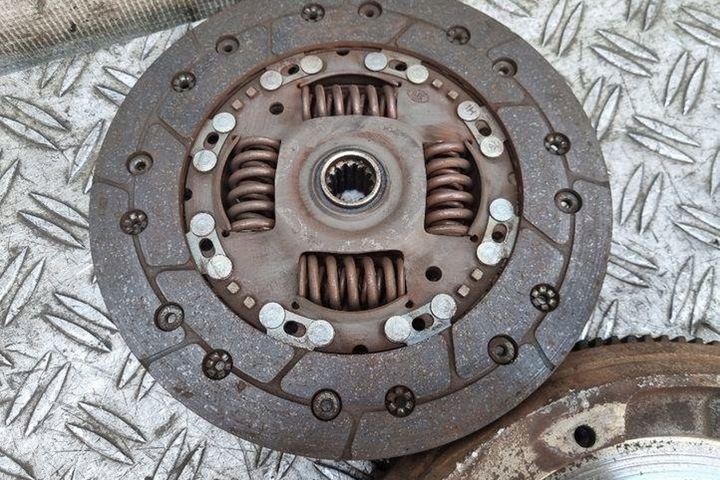 фото №13, Комплект зчеплення opel astra j gtc r90400169 1.6l бензин 132kw 2013