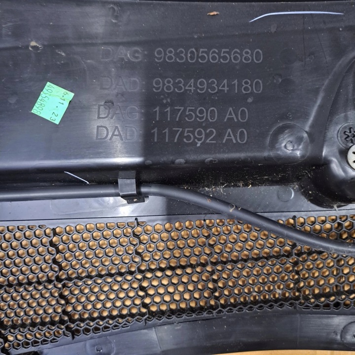 фото №5, Podszybe plasitkowe нижняя верхний peugeot 308 iii t10 9861461880