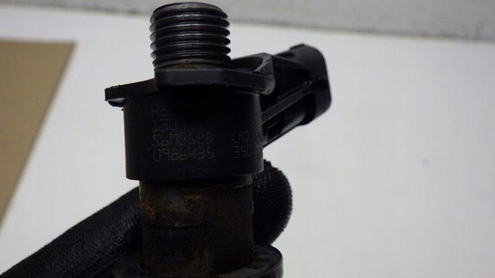 фото №9, Форсунка пального лапка шпилька trafic ii vivaro a 2.0 dci 0986435350