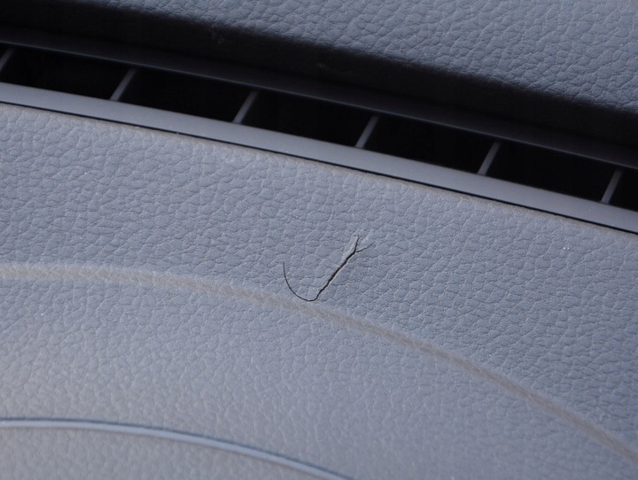 фото №11, Панель консоль капот vw touareg 7p 7p1858295