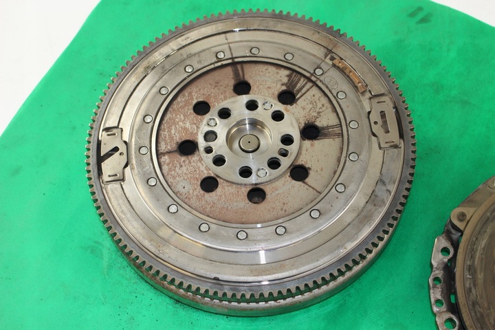 фото №10, Комплект зчеплення колесо двомасовий bmw f10 f15 f20 f30 f31 f32 b47 7641233