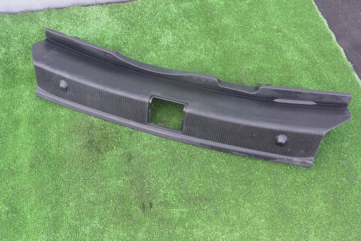 фото №2, Защита накладка ремня зад mercedes c-klasa w204