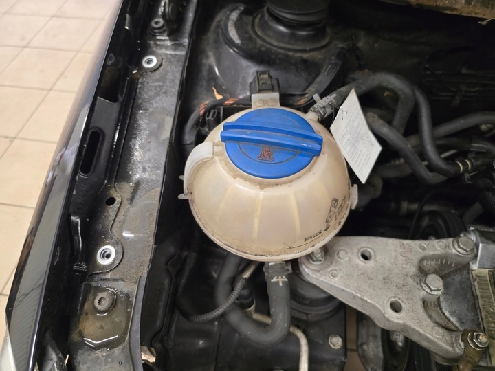 фото №11, Бак расширительный skoda fabia 1999-2015 6q0121407