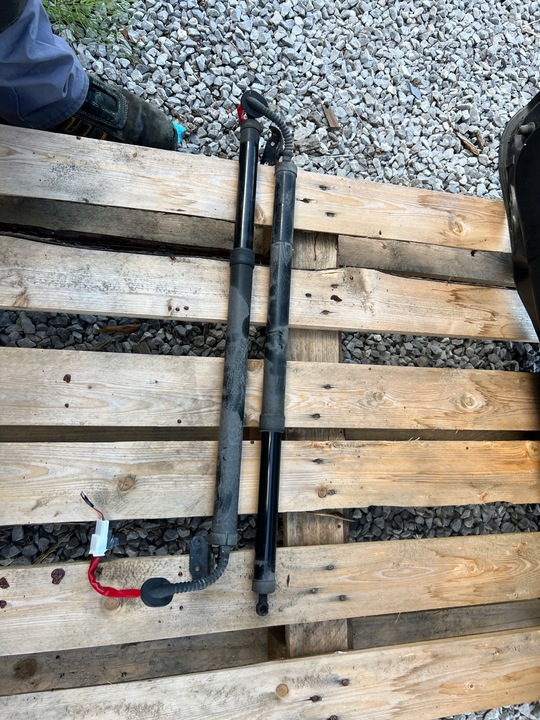 фото №12, Mazda cx-5 kf крышка багажника лампа стекло год 2021