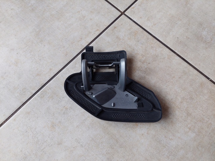 фото №2, Левая заглушка омывателя - mercedes b класс w246