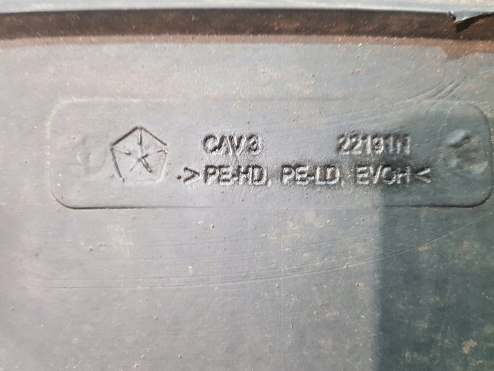 фото №13, Бак пального jeep cherokee kj 3.7b 52100521ae