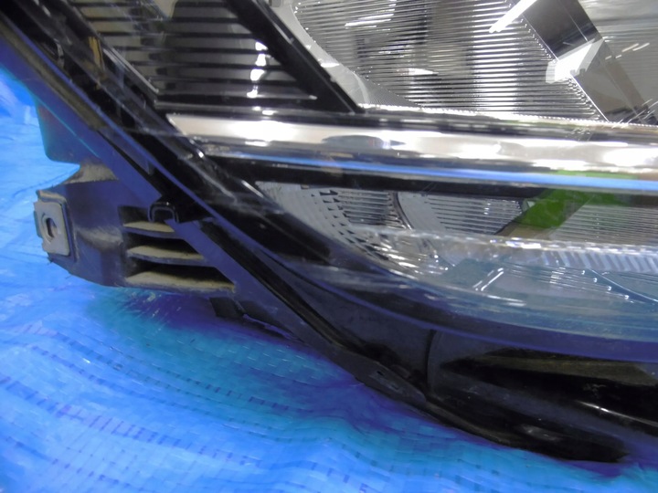 фото №7, Vw passat b8 лампа права праві перед передня led 3g1941036p