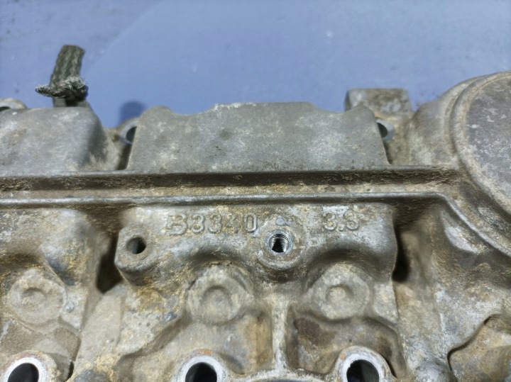фото №7, Volvo s60 v70 i 2.4 b5244s 170 km кришка клапанів 1001761