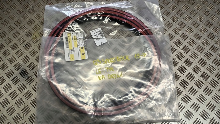 фото №1, Прокладка дверь зад левая наружный audi q3 sportback