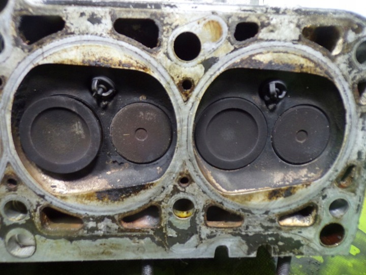 фото №8, Volkswagen passat b5 1.6 8v головка двигуна 050103373