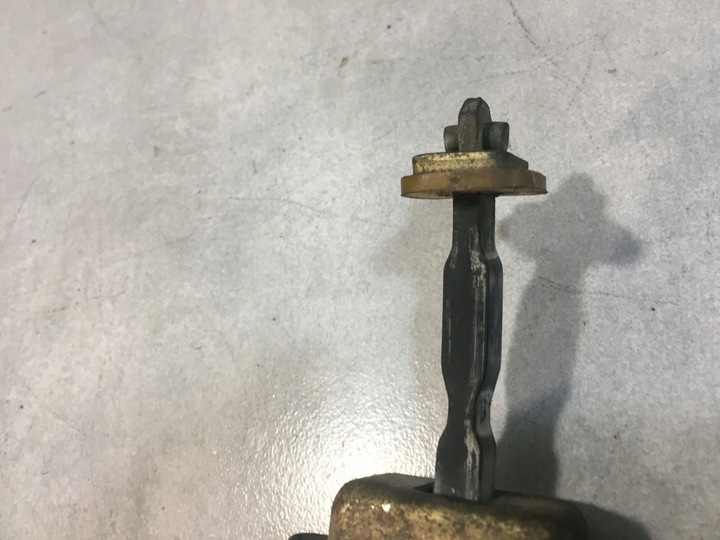 фото №6, Ограничитель дверь правые перед ford fiesta mk6