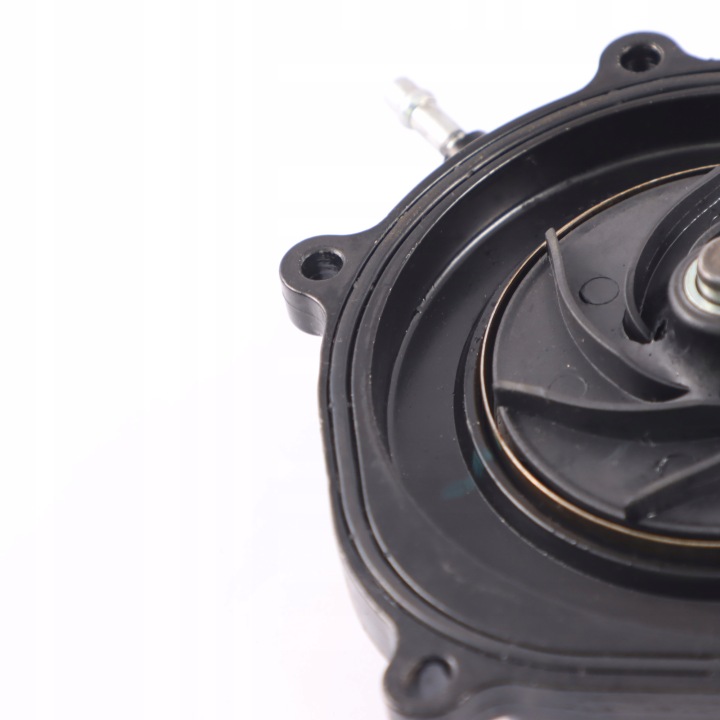 фото №12, Mercedes w204 w212 w221 дизель om651 водяной насос a6512001901
