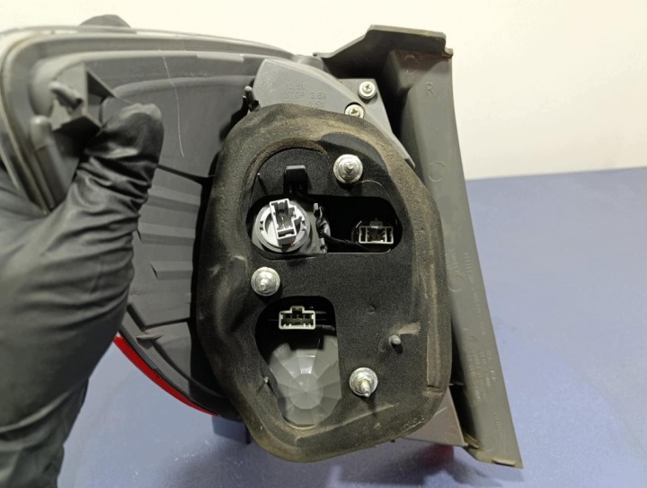 фото №6, Honda jazz iii 08-11 фара зад права зовнішня stanley p7612