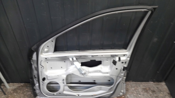 фото №11, Дверь правый перед mercedes w203 723
