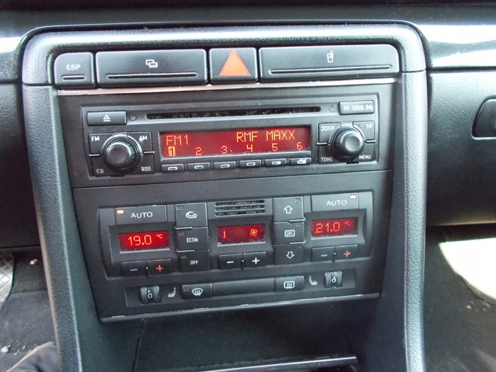 фото №7, Панель кондиционера 8e0820043j audi a4 b6 b7