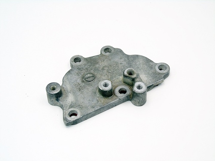 фото №1, Корпус головки 3.0 cdti vectra c signum saab 9-5