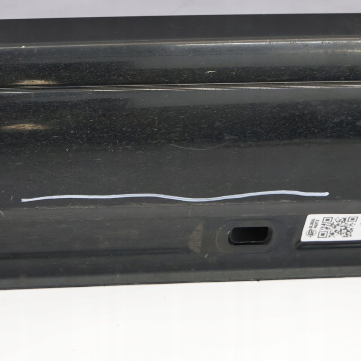 фото №10, Mercedes w176 w246 порог левый планка пороговая amg космический чёрный - 191