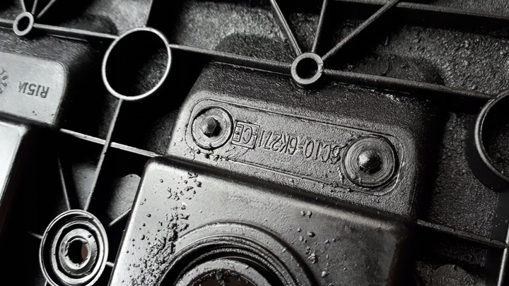 фото №11, Крышка клапанов transit 2.4 tdci 6c1q-6k271ce