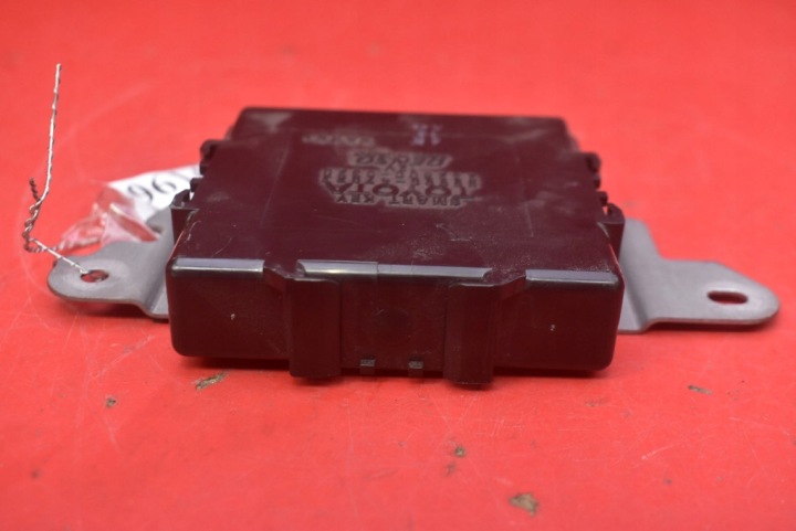 фото №6, Модуль smart key 89990-47023 232500-0072 toyota prius 2 ii xw20 1.5 vvti